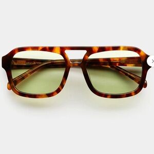 VEHLA Dixie - Tort/Sage Aviator Sunglasses